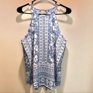 🔹Donating 11/1🔹Scalloped High Neck Tank Blouse